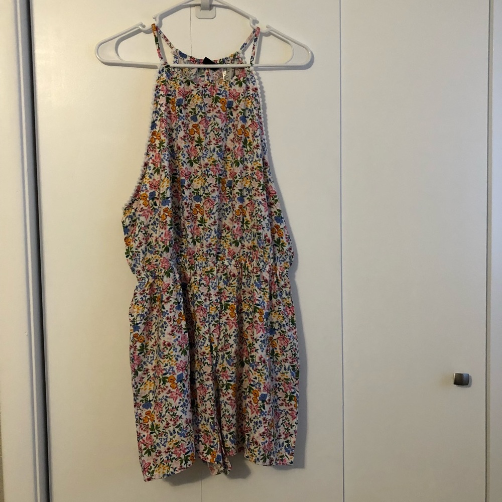 Romper - Picture 2 of 3